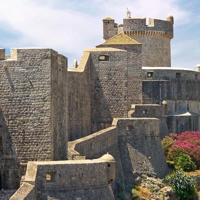 Dubrovnik: Ancient City Walls & Wars Walking Tour