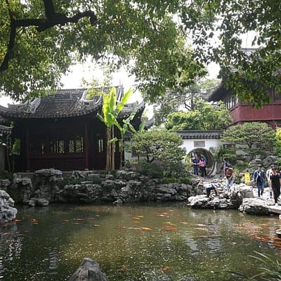 3-Hour Shanghai Yu Garden &Old Town Private Tour with Tea Tasting