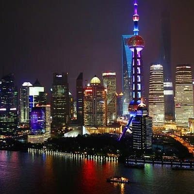 3Hour Private Shanghai Night Tour: Old Town,The Bund andTop Tower