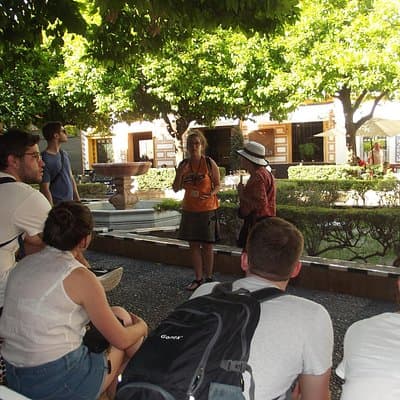 Santa Cruz Jewish Quarter Guided Tour in Seville