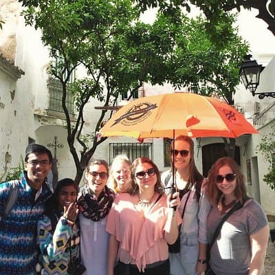 Guided Tour of Santa Cruz Jewish Quarter, Alcázar, and Cathedral