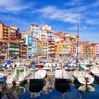 Basque Coast Tour: Vizcaya Bridge, Gaztelugatxe, Bermeo and Gernika
