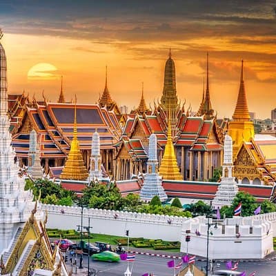 Royal Grand Palace and Bangkok Temples: Half Day Tour