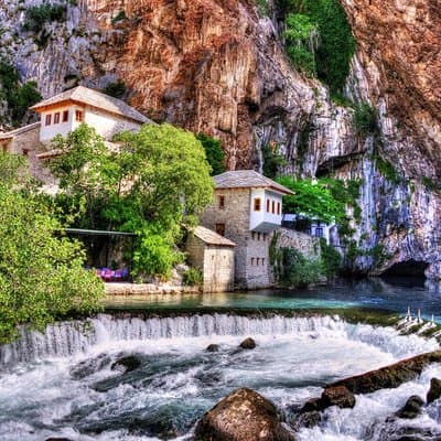 Sarajevo to/from Dubrovnik Transfer Tour via Mostar & Herzegovina