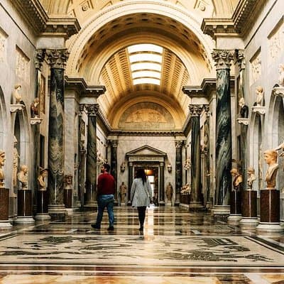 Private Vatican Museums and St. Peter's Basilica Early Bird Tour
