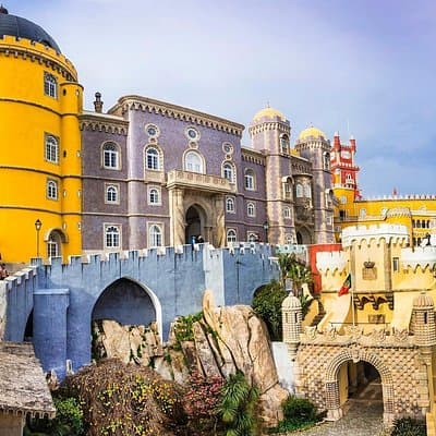 Tour privado de medio día a Sintra y al Palacio da Pena desde Lisboa