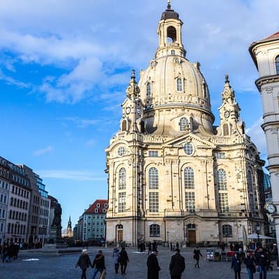 Public guided tour of the old town including a tour of the Frauenkirche