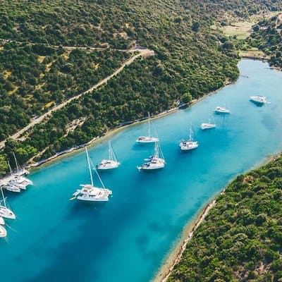 Half Day Sailing on a comfort yacht around Hvar and Pakleni islands- small group