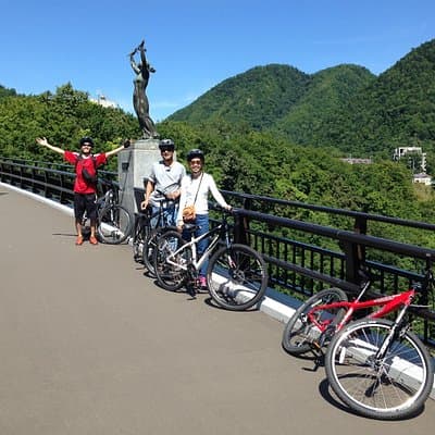 Mountain Bike Tour from Sapporo Including Hoheikyo Onsen and Lunch