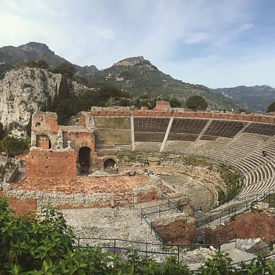Etna and Taormina tour from Syracuse with private driver