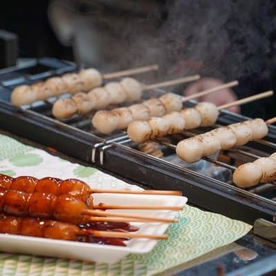 Nishiki Market Brunch Walking Tour (7 Tastings + Brunch)
