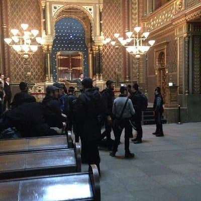 Jewish Quarter and its Synagogues (tickets included)