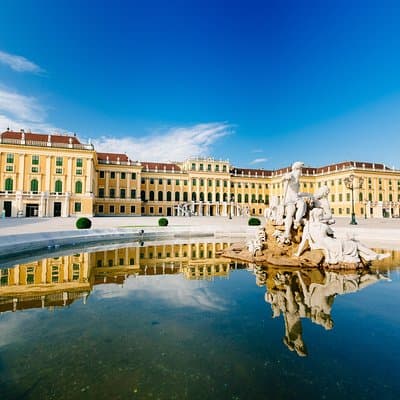 Skip-the-Line Schonbrunn Palace Guided Tour and Vienna Historical City Tour