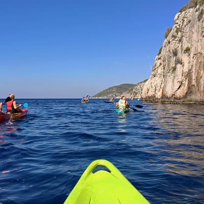 Guided kayaking tour to Pakleni islands