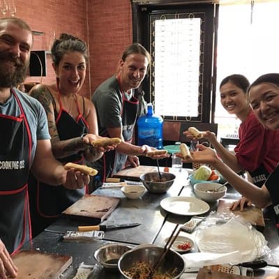 Clase de cocina de 5 platos tradicionales de Hanoi con viaje al mercado