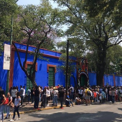 Frida Kahlo VIP [Museum Tickets Included] Bike, Markets & Churros