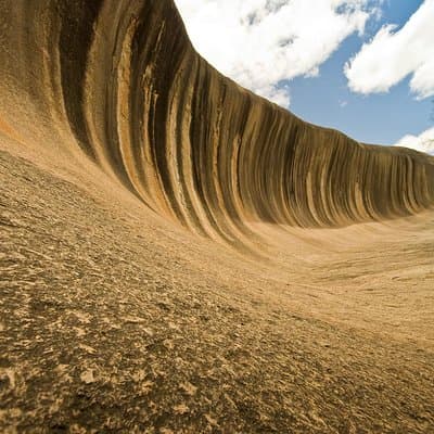 Wave Rock, York and Aboriginal Cultural Day Tour from Perth