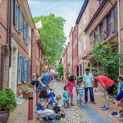 Philadelphia Old City Historic Walking Tour with 10+ Top Sites