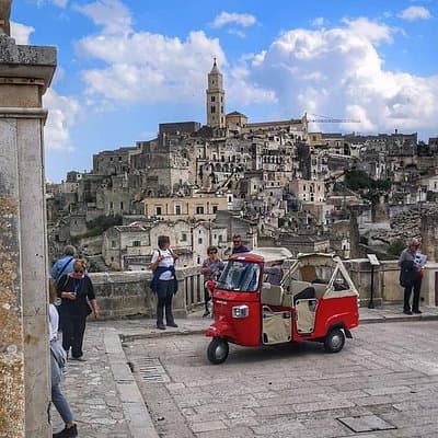 Tuk Tuk tour Matera - Panoramic tour by bee calessino