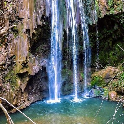 Akchour waterfalls tours
