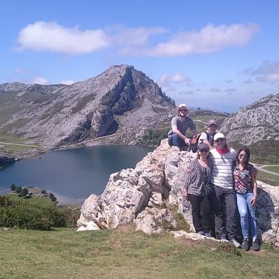 Direct Tour to Covadonga Lakes Picos de Europa from Oviedo