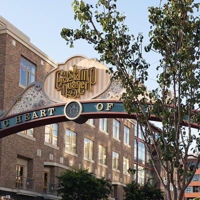 Gaslamp Quarter Food & Drink Tour: Brothels, Bites & Booze