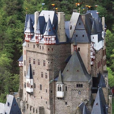 Eltz Castle Small-Group Tour from Frankfurt with Dinner