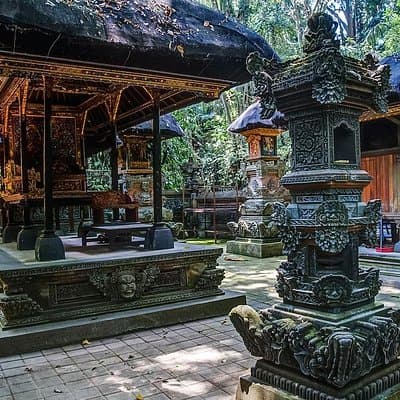 Ubud Sacred Monkey Forest & Art Village Tour