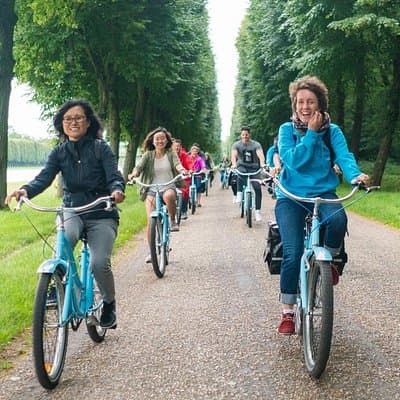 Versailles Palace Bike Tour with Market & Marie-Antoinette hamlet