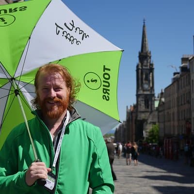 Old Town Walking Tour History and Tales in Edinburgh
