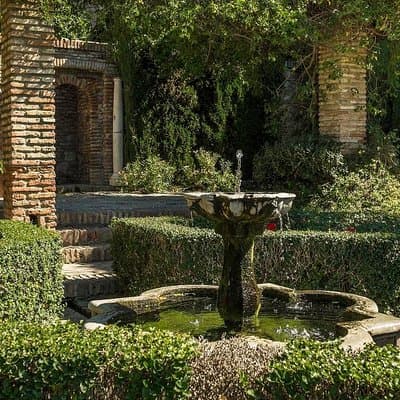 Malaga Roman Theater & Alcazaba: Guided Tour with Official Guide