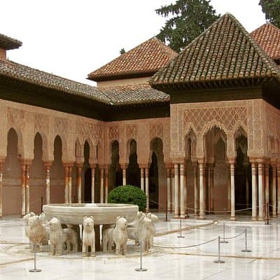 Skip-the-Line Alhambra, Nasrid Palaces & Generalife Granada Tour