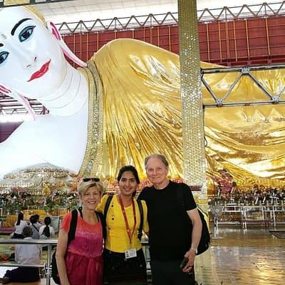Private Yangon Tour: Circular Train, Walking & Local Food Tasting