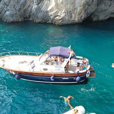 Small Group Boat Tour: Discover the Amalfi Coast from Positano
