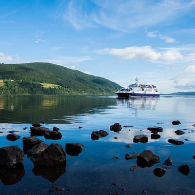 Loch Ness 50-minute Cruise with Urquhart Castle Views
