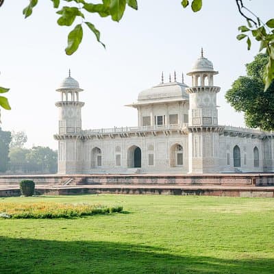 Taj Mahal, Agra Fort, Baby Taj & Mehtab Bagh Private City Tour