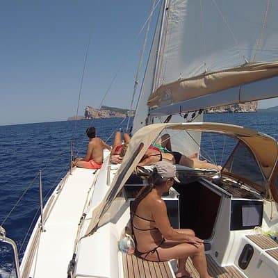 Alghero - Sailboat trip with lunch on board,