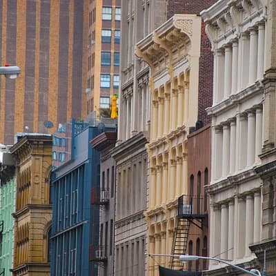 3 New York Neighborhoods Semi-Private Tour : SoHo, Chinatown and Little Italy