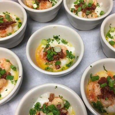 Southern Flavors Food, Pub Crawl, and History Walking Tour