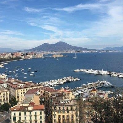 Private Tour of Naples and Royal Palace with Tour Guide