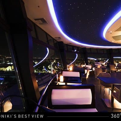 Skyline Cafe Bar in OTE Tower