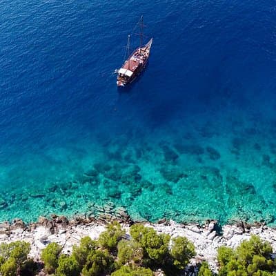Athens Day Cruise: 3 Islands Tour in the Saronic Gulf with Lunch