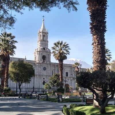 City tour Arequipa by foot