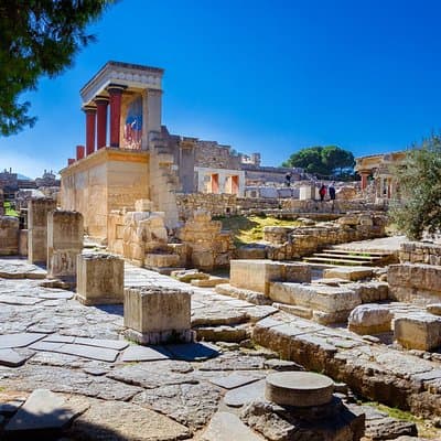 Private Tour Knossos Palace-Archaeological Museum-Heraklion Town