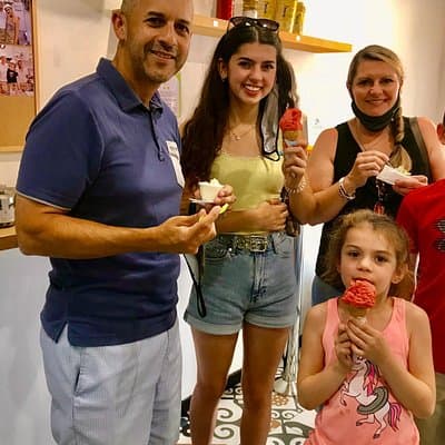 Our Verona walking tour: food, wine & legends with lunch/dinner