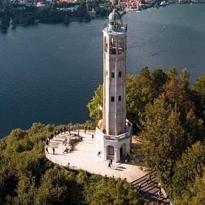 Como-Brunate Jeep Sightseeing Tour & Funicular Rail SKIP THE LINE