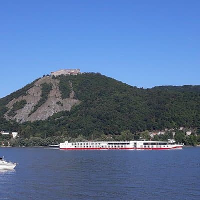 Budapest Danube Bend Full Day Tour with Lunch