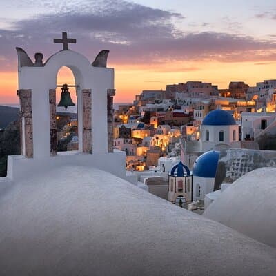Santorini Volcano Cruise Including Hot Springs and Thirasia