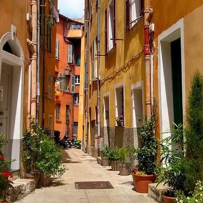 A Writer's Guide to Nice: An Audio Tour of the Old Town