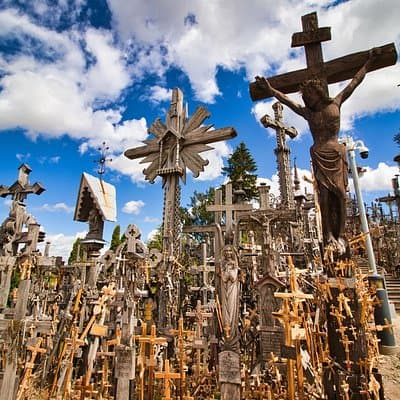 Hill of Crosses and Jelgava Tour 2 Countries in 1 Day